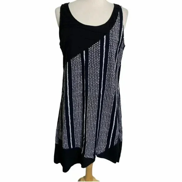 Yak n Yeti Black White Geometric Print Asymmetrical Hem Sleeveless Dress M - Picture 1 of 6